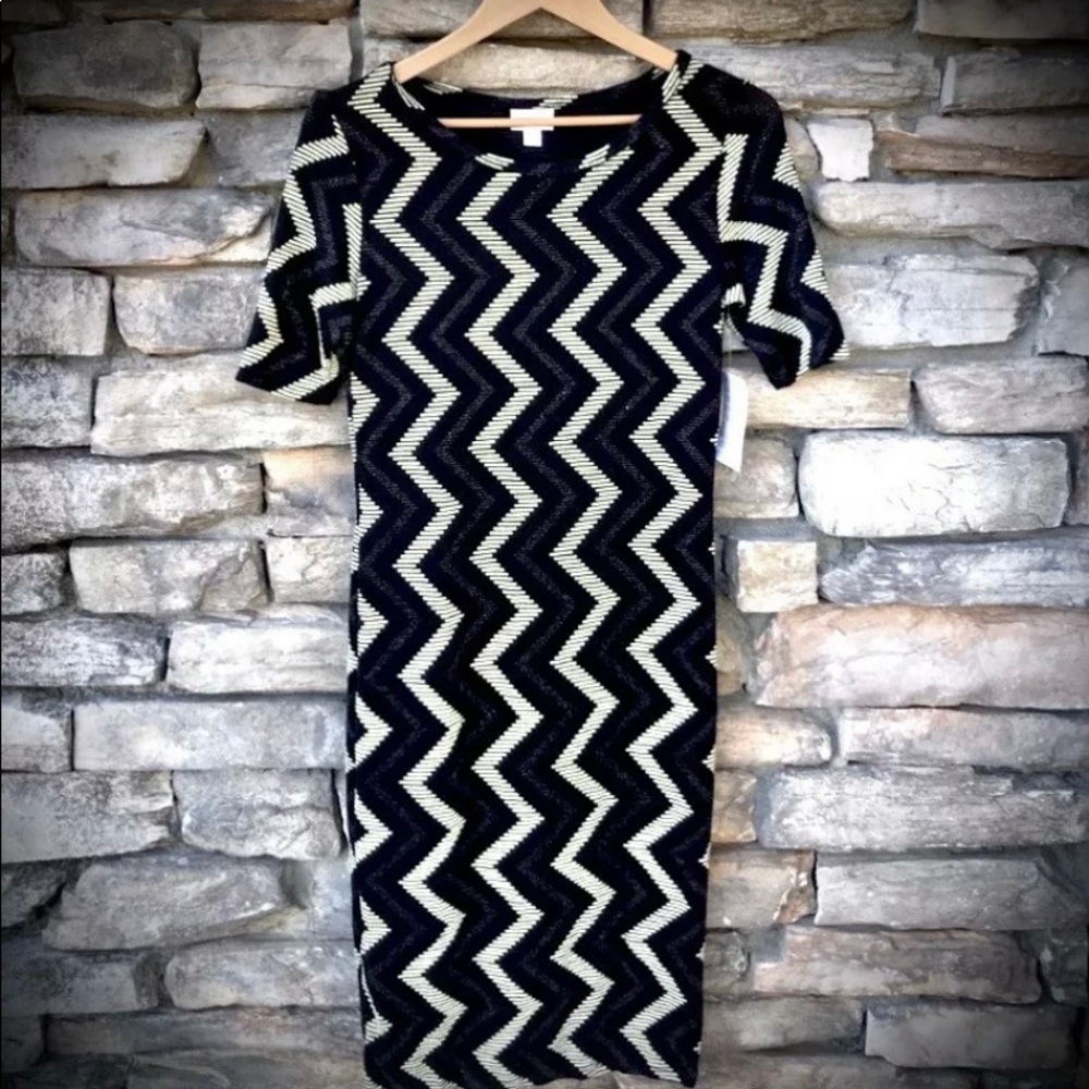 Lularoe Dress Sz S Julia Gold Black Chevron Stripe